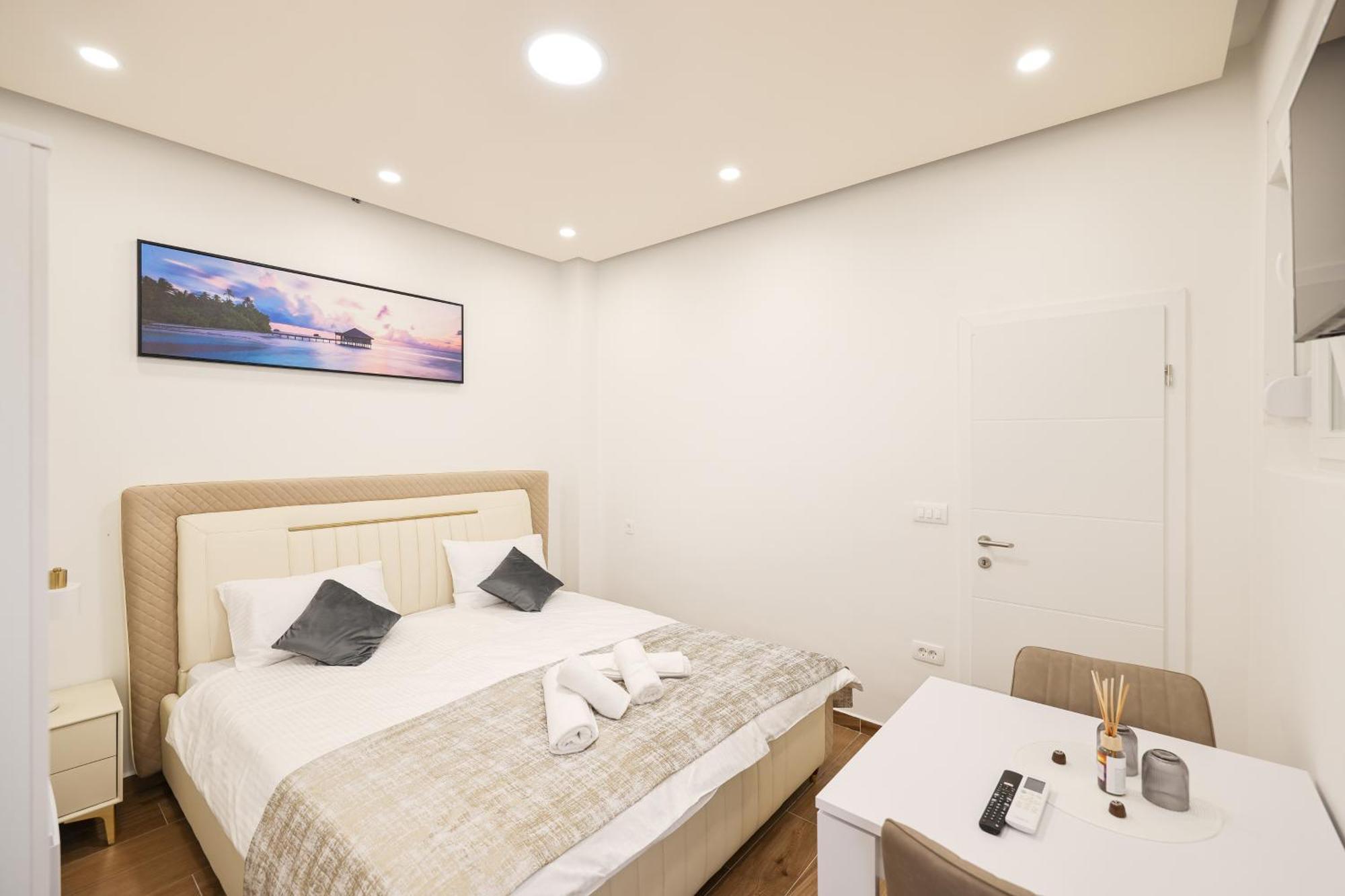 Premium Rooms Prince Zadar Exteriör bild