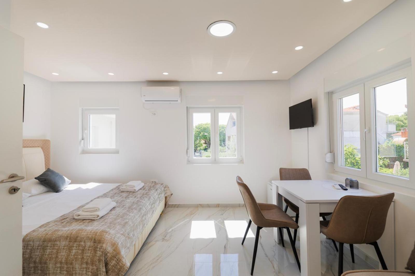 Premium Rooms Prince Zadar Exteriör bild